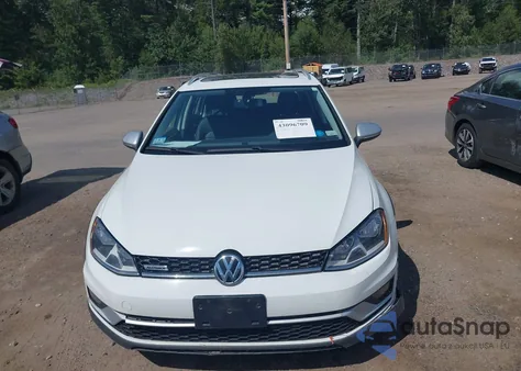 2017 Volkswagen Golf Alltrack Tsi S/Tsi Se/Tsi Sel z USA, uszkodzony, nr VIN 3VWH17AU1HM541865